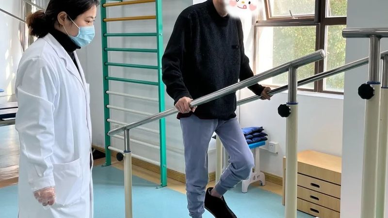 养老护理员与护工：职责差异解析