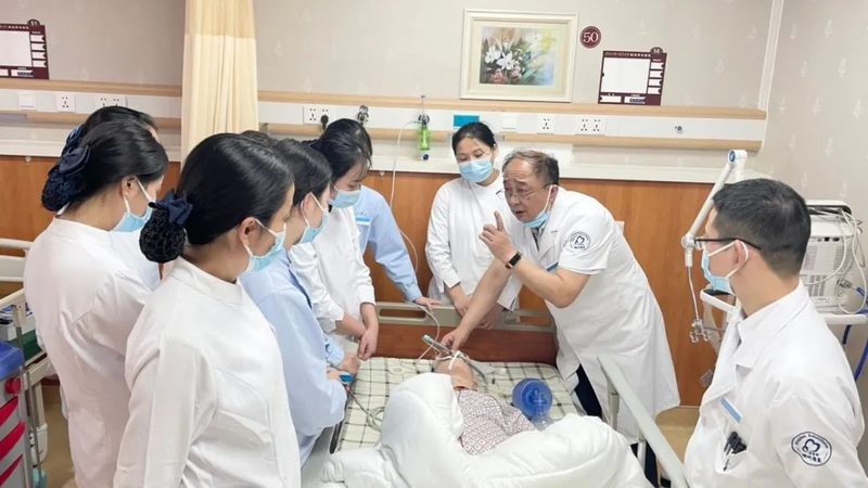 社区养老院伙食费另算，揭秘费用构成与透明度